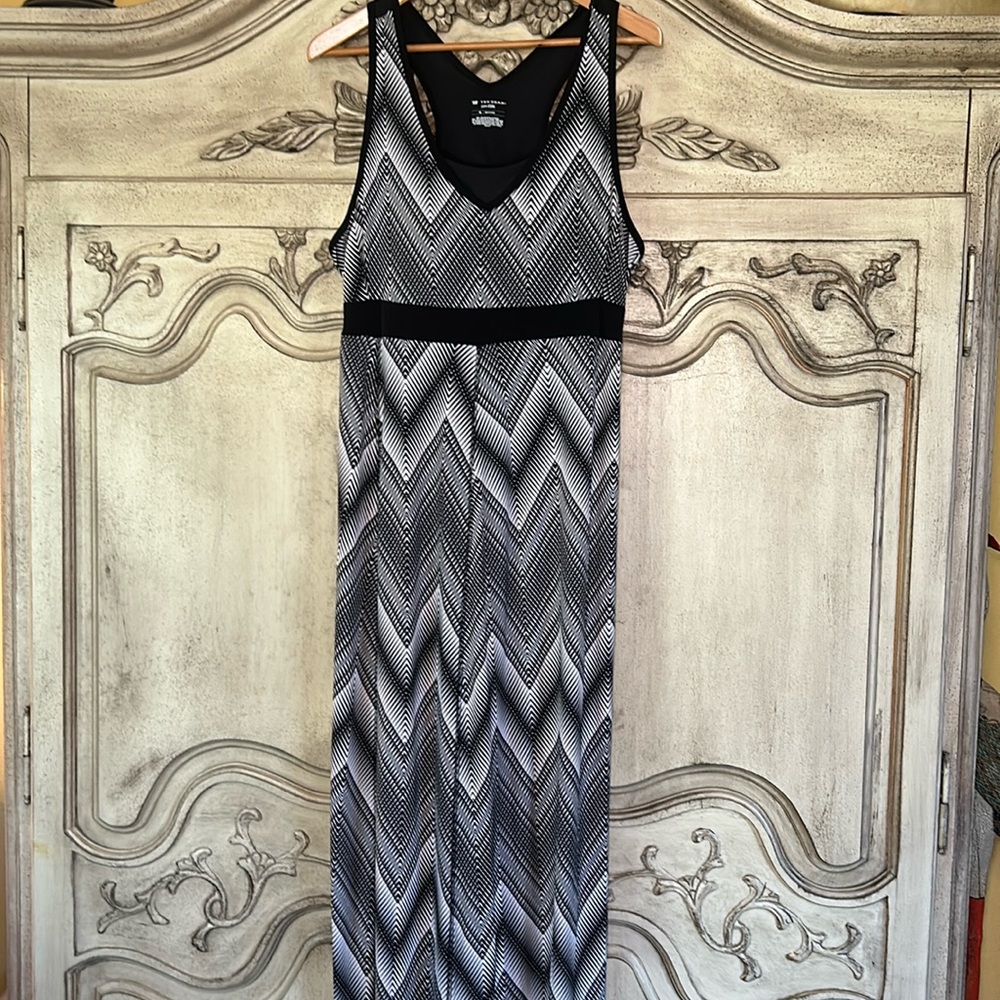 Tek Gear Women's Maxi Dress in Black and White design - Size XL